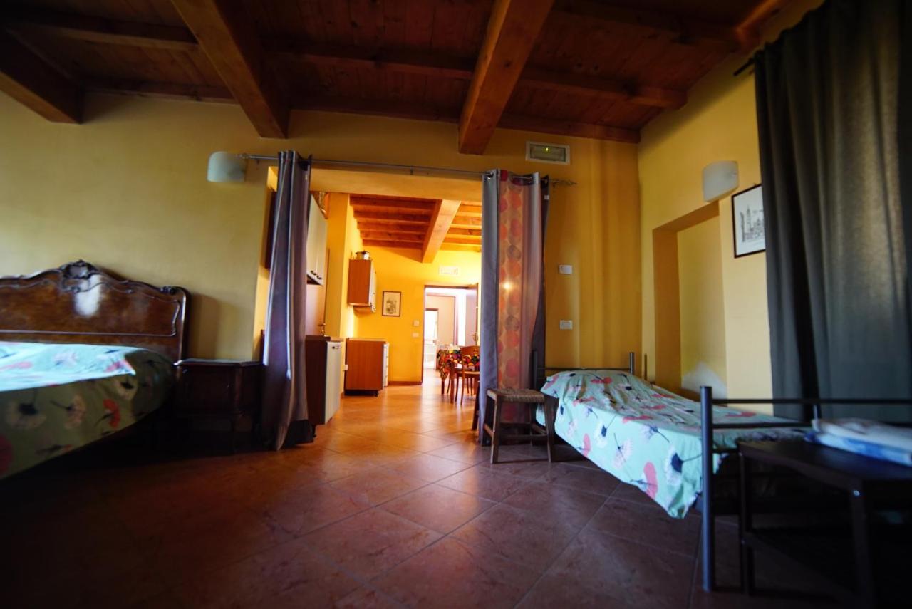 Agriturismo Il Sole Villa Rivarolo del Re ed Uniti Kültér fotó