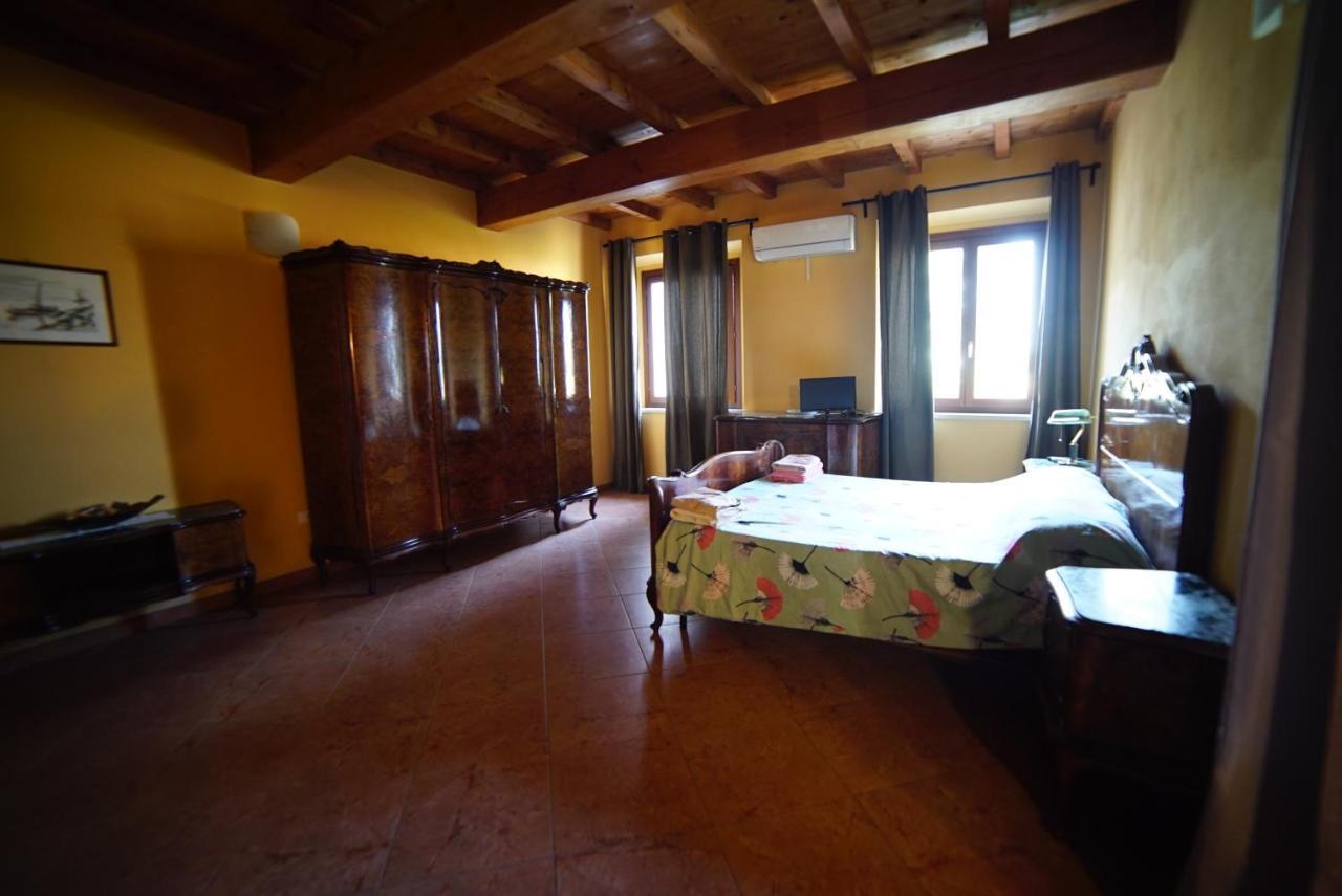 Agriturismo Il Sole Villa Rivarolo del Re ed Uniti Kültér fotó