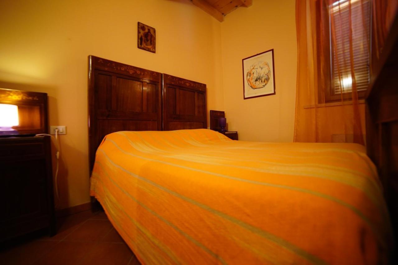 Agriturismo Il Sole Villa Rivarolo del Re ed Uniti Kültér fotó