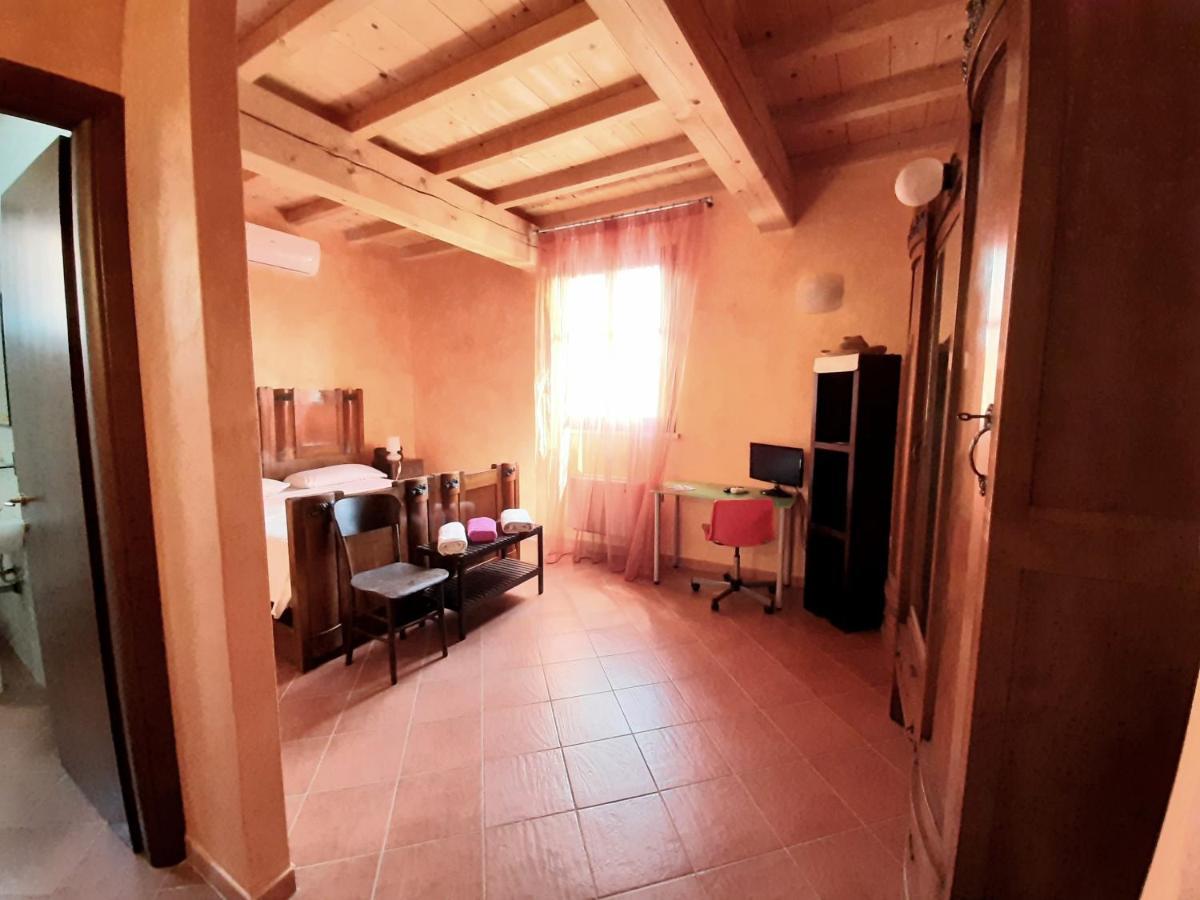 Agriturismo Il Sole Villa Rivarolo del Re ed Uniti Kültér fotó