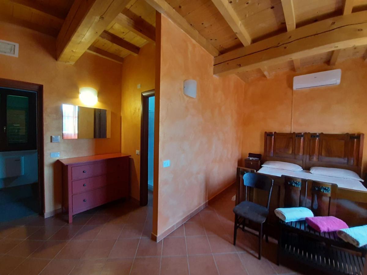 Agriturismo Il Sole Villa Rivarolo del Re ed Uniti Kültér fotó