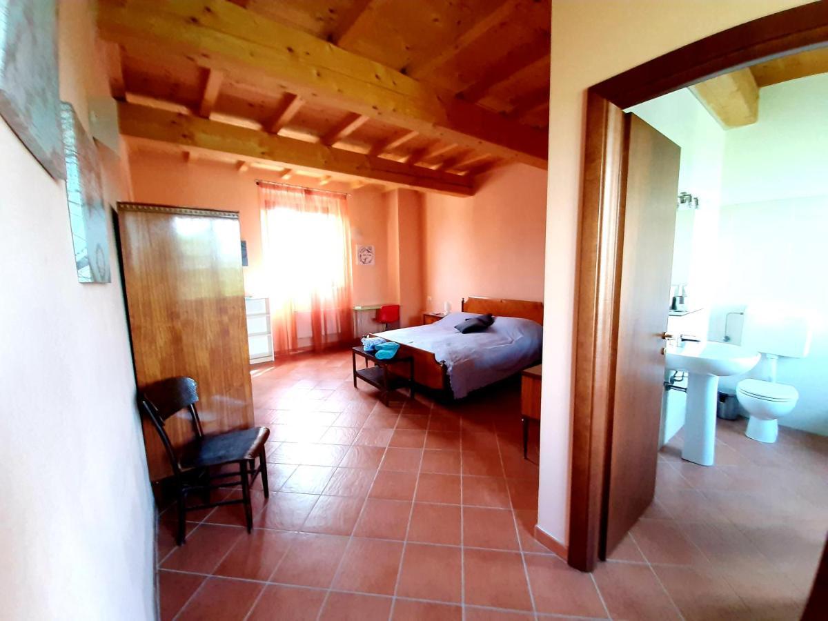 Agriturismo Il Sole Villa Rivarolo del Re ed Uniti Kültér fotó